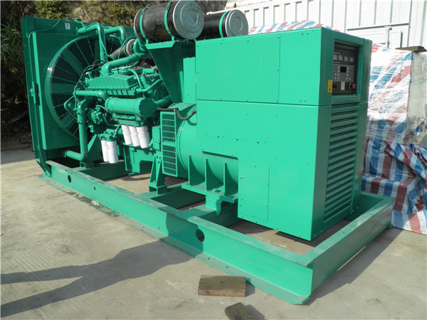 神湾镇出租发电机 发电机组厂家：柴油发电机组的控制屏的作用是什么？