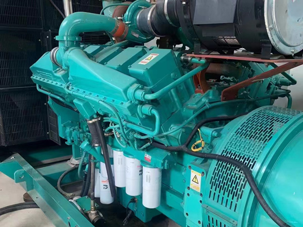 神湾镇更换100kW柴油发电机组机油时，需要注意哪些事项？